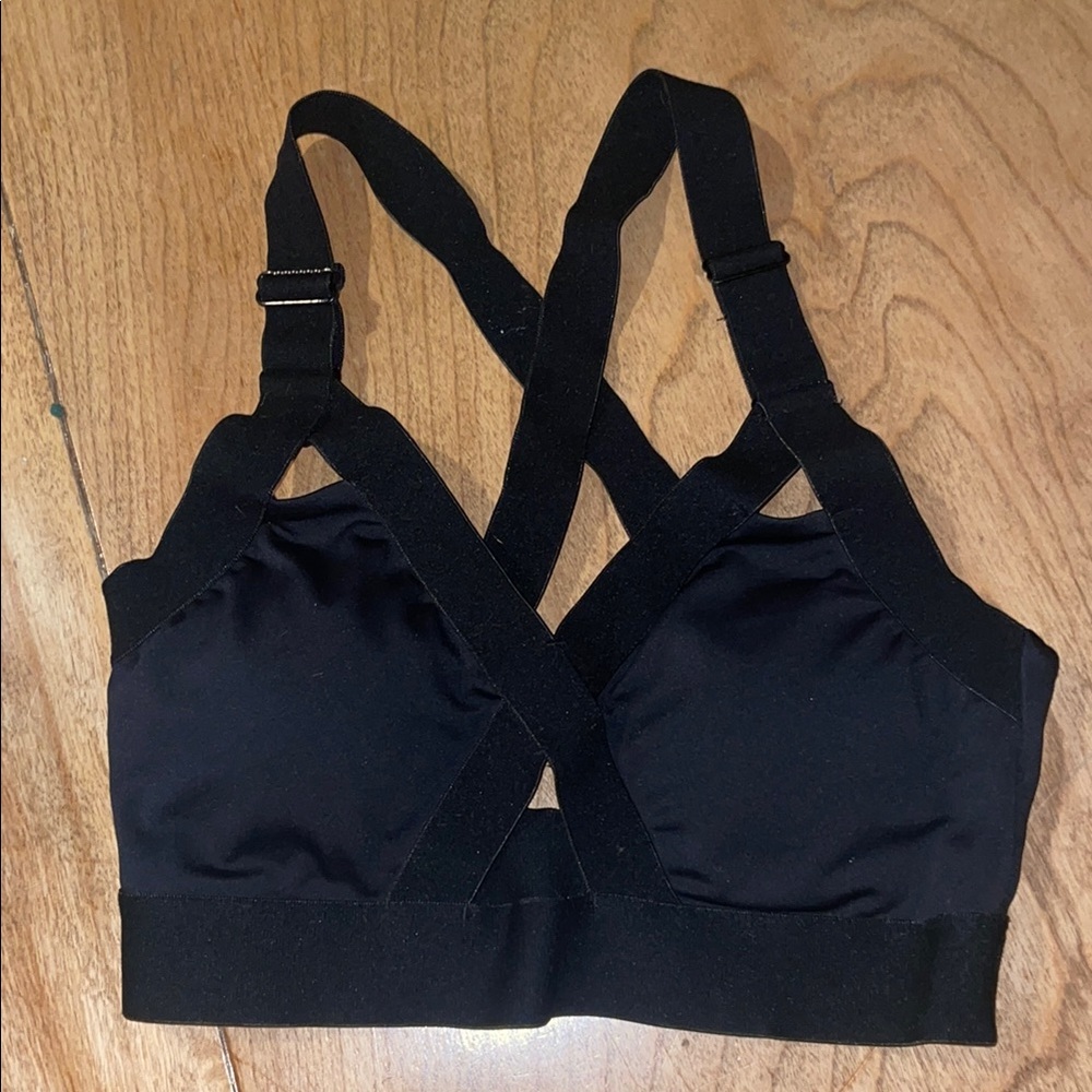 Black Strappy Women's Sports Bra